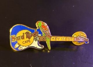 Hard Rock Cafe Pin Key West - Dark Blue Stratocaster Red And Green Parrot 84038