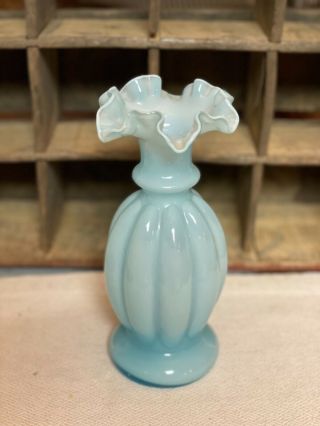 vintageFenton Melon vase and not marked Murano? Calla Lilly vase green white 2