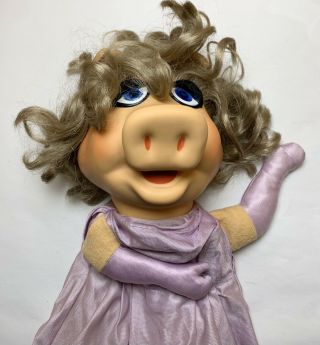 Vtg 1977 Fisher Price Jim Henson Muppets Ms Miss Piggy Hand Puppet 855 As/Is 2