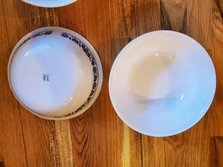 Set Of 2 Corelle Corning Old Town Blue Round Vegetable Serving Bowls 8 1/2 " -