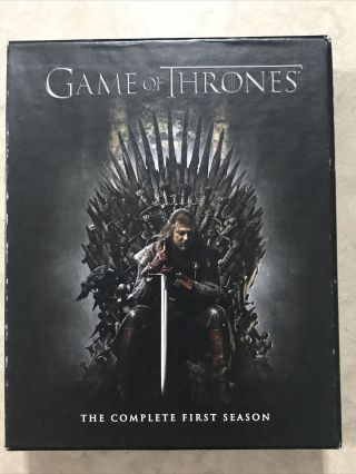 The complete boxed set of Season 1,  2,  (Blu - Ray) and 3 (DVD) Game of Thrones 2