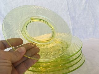 Set Of 5 Optic Swirl Yellow Vaseline Glass Depression Dessert Or Lunch Plates