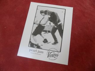 Memorabilia: Pearl Jam Vitalogy Limited Edition 10x8 B&w Print 1994