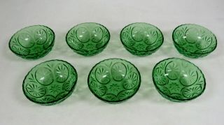 7 Vintage Emerald Green Pressed Glass Berry Bowls Scalloped Rim Circle Starburst