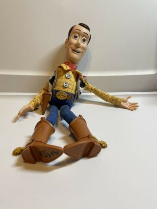 Disney Pixar Toy Story Pull String Woody Talking Doll Hasbro 2002 No Hat Read
