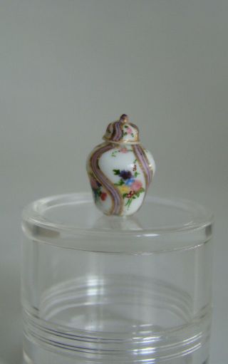 Vintage Artisan Jean Yingling Miniature Meissen Porcelain Style Tea Caddy 1980s