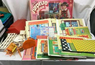 Vintage Mattel 1970s Barbie Surprise House W/box No 4282 Rare Plastic Panels