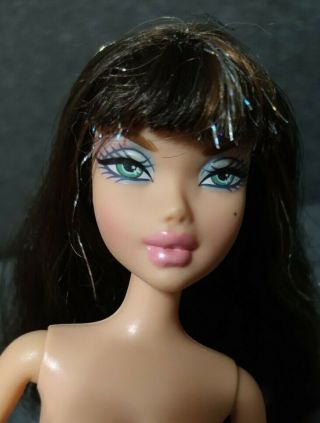 Barbie My Scene Icy Bling Delancey Doll Brunette Sparkling Hair Nude played with 2