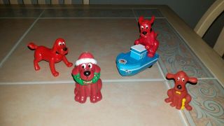 Clifford The Big Red Dog Christmas Ornament Pullback Toy Boat Poseable Figure,