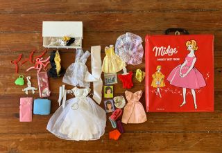 Vtg 1963 Midge Barbie Doll Case W/ Clothing By Mattel