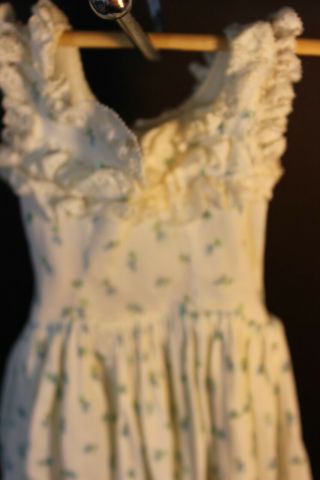Vintage - CISSY Doll - Sleeveless Dress with Tiny Blue Flowers 2