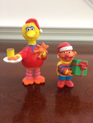 Vtg Sesame Street Ernie Big Bird Christmas Holiday Pvc Figures Muppets Applause