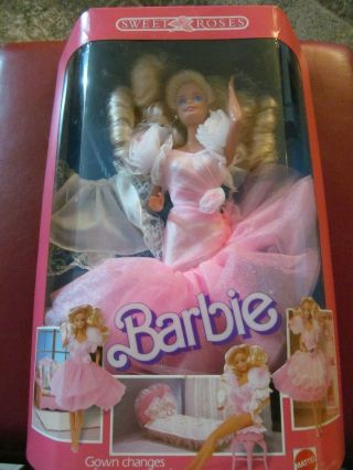 1989 Sweet Roses Barbie Blonde.  Nrfb