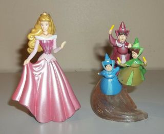 Disney Sleeping Beauty 3.  5 " Pvc Figures / Cake Toppers - Aurora &fairy Godmother