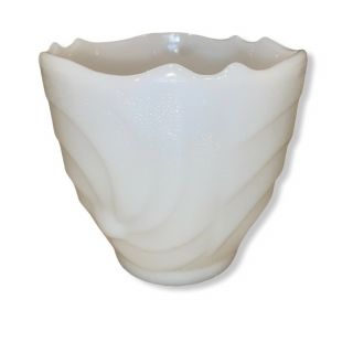 Vintage E O Brody Co Usa White Milk Glass 4.  5 " Planter Vase With Scalloped Edges