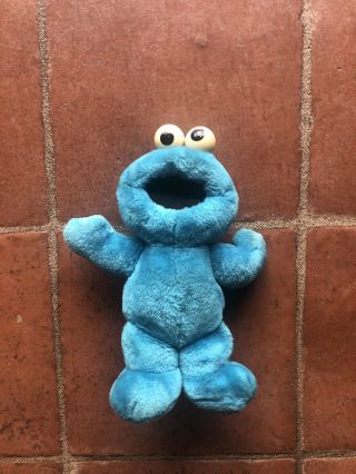 Vintage 1996 Tyco Sesame Street 12 " Tickle Me Cookie Monster Laughs Talks Shakes