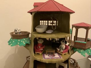 Sylvanian Families Old Hollow Oak Tree House With Plenty Of Furniture & Figures. 3
