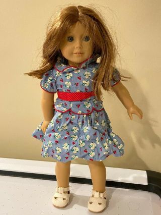 Retired American Girl Doll - Emily Bennett - 18 "