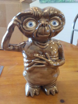 E.  T " The Extra Terrestrial " Vintage Hand Painted Ceramic Statue Figure 9.  5 "