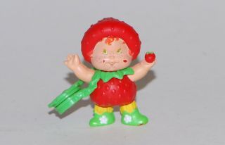 Vintage Strawberry Berrykin Figure 1985 American Greetings