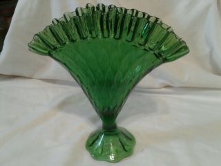 Vintage L.  E.  Smith Emerald Green Diamond Glass Fan Vase Ruffled Top 8 " X 8 "