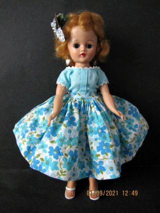 Vintage Vogue Blonde Jill Doll In 1958 Flower Print Dress
