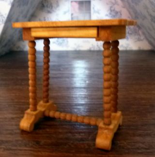 Rare Vintage Tynietoy Victorian Spool Stand Table 1:12 Dollhouse Miniature