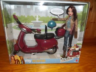 2003 Mattel My Scene Chelsea Fashion Doll Vespa Scooter Bike Box Gift Set