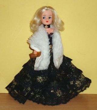 Vintage Pedigree Sindy Royal Occasion Outfit 1984