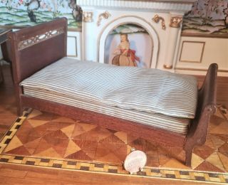 Dollhouse Miniature Vintage Sonia Messer Walnut Twin Bed W Mattress 1:12