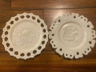 Set Of 2 Vintage Westmoreland Decorative Milk Glass Plates