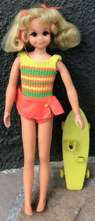 Vintage 1967 Mattel Living Fluff Doll 1143 Swimsuit & Skateboard Skipper Friend