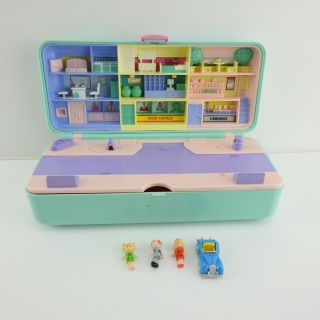 1989 Vintage Polly Pocket High Street Trinket Box Compact 3 Figures And Car