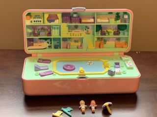 1989 Vintage Polly Pocket Pool Party Compact