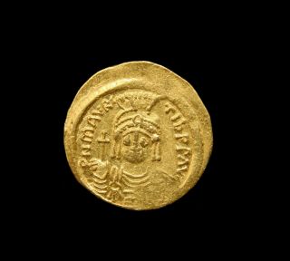 Maurice Tiberius,  Av Solidus,  582 - 602,  Constantinople,  Officina 5