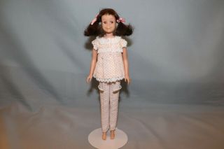 Vintage 1965 BRUNETTE SKOOTER Barbie DOLL in Skipper Pajamas 2