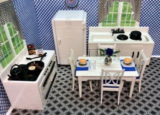 Ideal 8 Pc Deluxe Kitchen Set Vintage Dollhouse Furniture Renwal Plastic 1:16