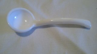 Vintage Small Milk Glass White Mayo Or Condiment Ladle 5 " Long Very Good