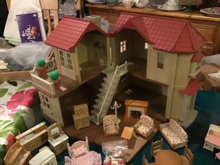 Sylvanian Families Beechwood House And Accessories Bundle