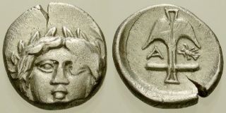 033.  Greek Silver Coin.  Thrace.  Ar Diobol.  Apollo / Anchor.  Vf
