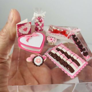 8 Pc Artisan Dollhouse Miniature Valentine’s Day Bakery Assortment 1/12 Scale