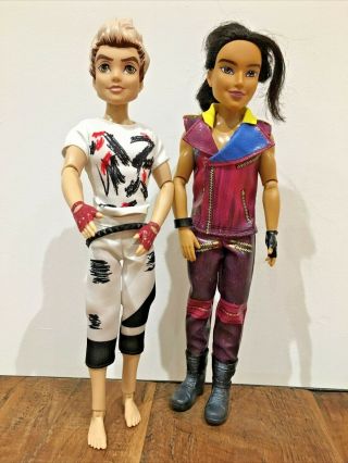 Disney Descendants Doll Bundle Carlos And Jay
