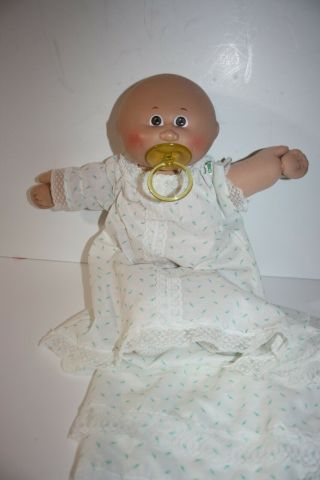 1978 1982 Cabbage Patch Baby Doll 14 " Brown Hair Pacifier Blue Signature