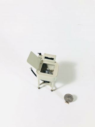 Vintage MAYTAG American Miniatures Wringer Washing Machine White Metal 2