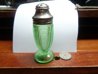 Vintage Hazel Atlas Green Depression Vaseline Glass Salt Shaker