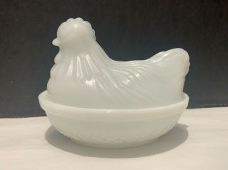 Vintage Hazel Atlas Milk Glass Chicken Hen In A Basket On A Nest Cover FAST SHIP 2
