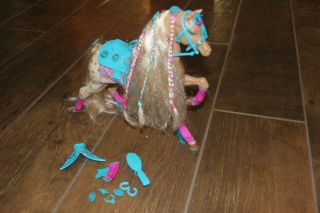Vintage 1989 Barbie Western Fun Sun Runner Horse W Gaiters Saddle Hair Clips Vg