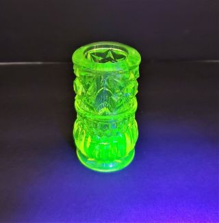 Vtg Vaseline Uranium Glass Bud Vase Toothpick Holder Yellow Glows Green