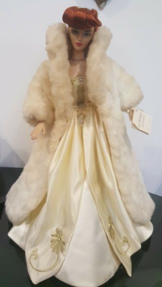 16” Ashton Drake Gene Doll “madra In First Encounter” Redhead Fur Coat