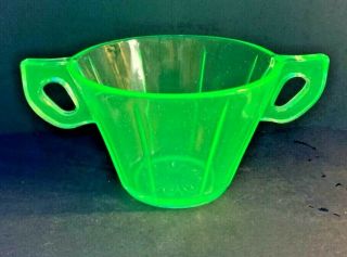 Vintage Anchor Hocking Green Uranium Depression Glass 2 Handled Sugar
